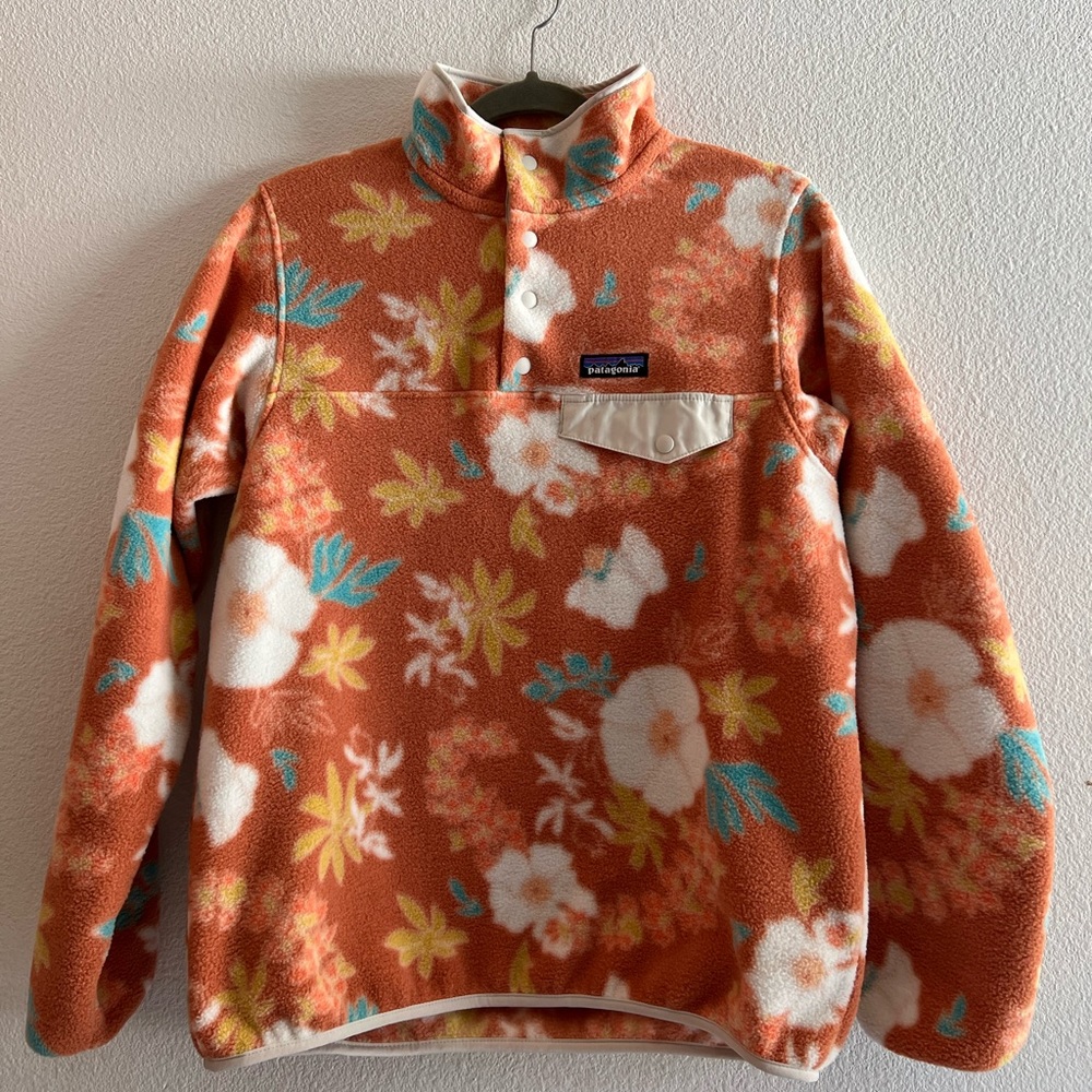 Women’s Patagonia Synchilla Flower Pattern Size Small